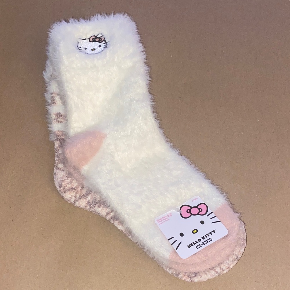 Hello Kitty Fluffy Kids Socks - Cream and Pink